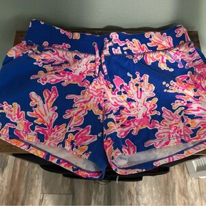 Lilly Pulitzer Blue and Pink Women's Shorts